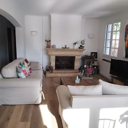 Maison Avec Piscine Et Terrain De Petanque Villa *