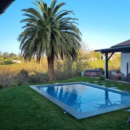 Villa Maison Avec Piscine Et Terrain De Petanque *